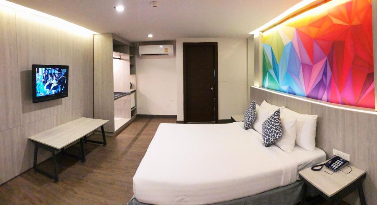 The Mini R Ratchada Hotell Bangkok Exteriör bild