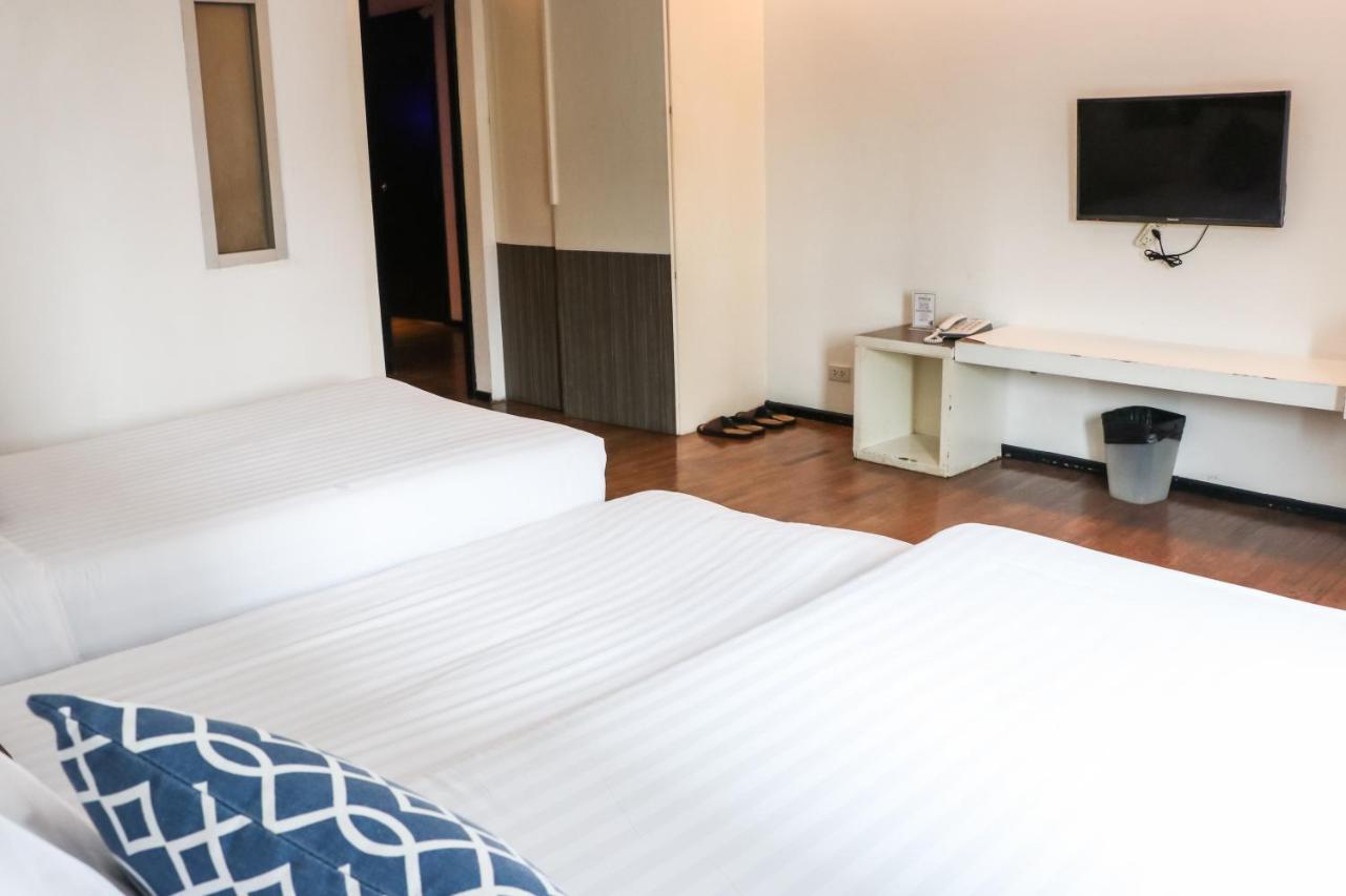 The Mini R Ratchada Hotell Bangkok Exteriör bild